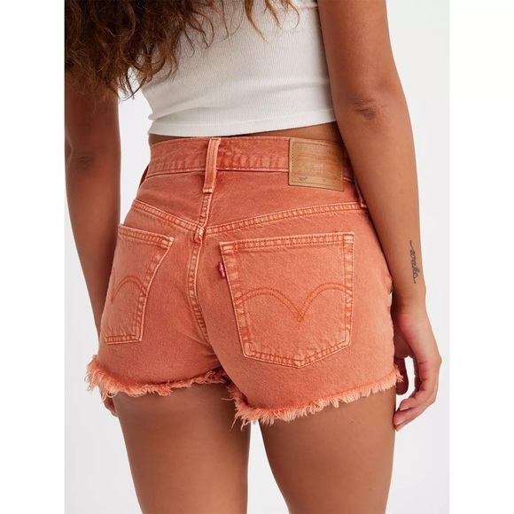 Levi's® Premium 501® High Rise Women’s Colored Denim Shorts in Leaf Orange Sz 26 - Picture 11 of 12